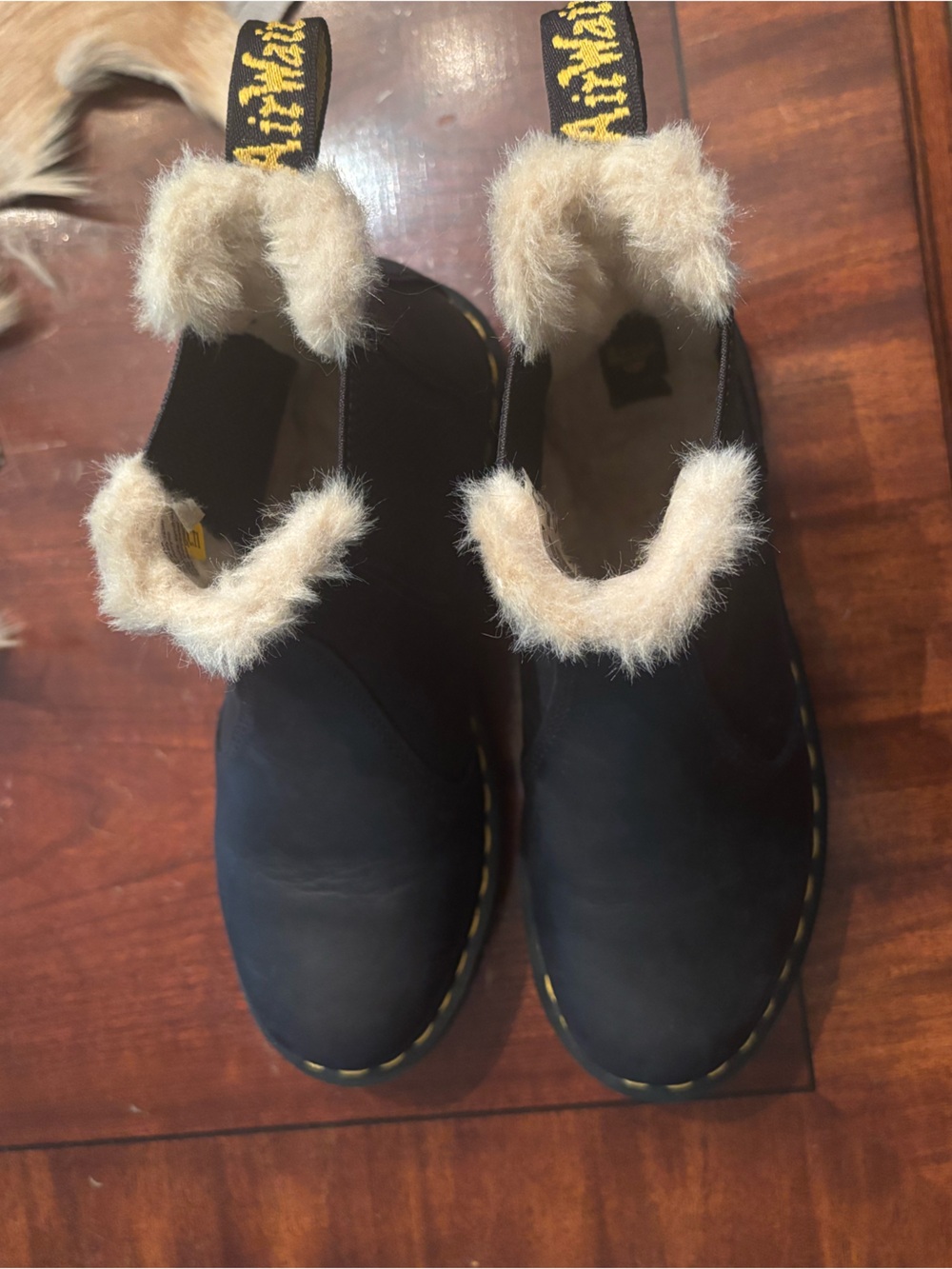 Dr. Martens 2976 Leonore Black Leather Faux Fur-Trim Chelsea Booties - Picture 4 of 7